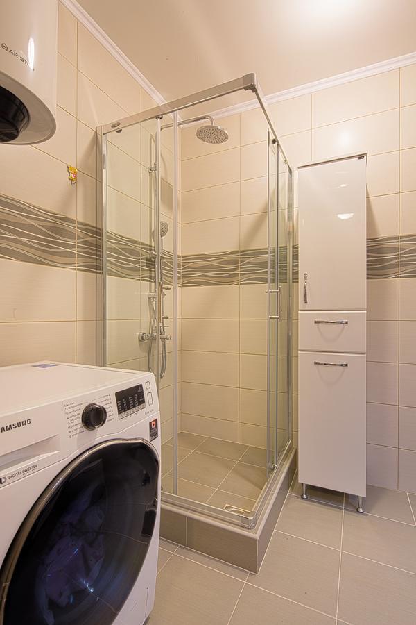 Apartment Svs *